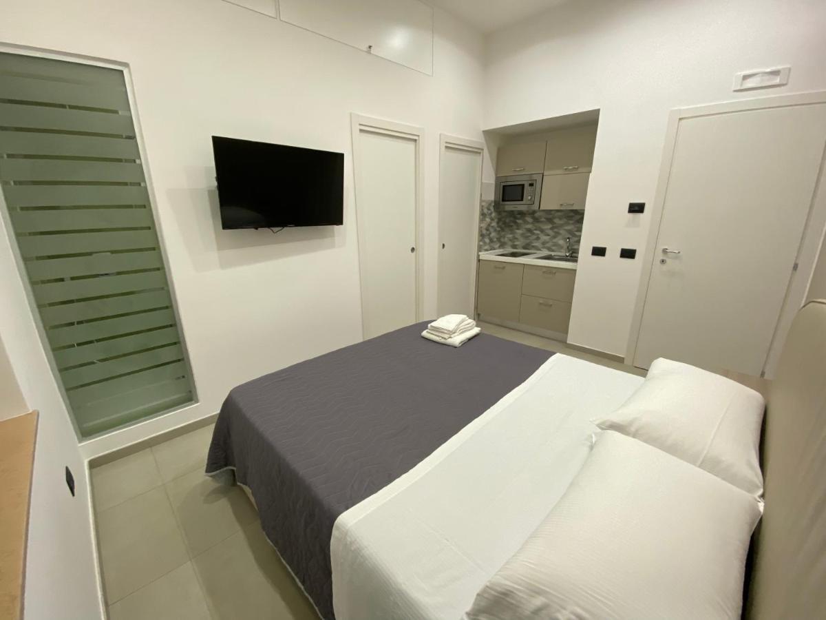 Room25Mq Cercola Exterior foto