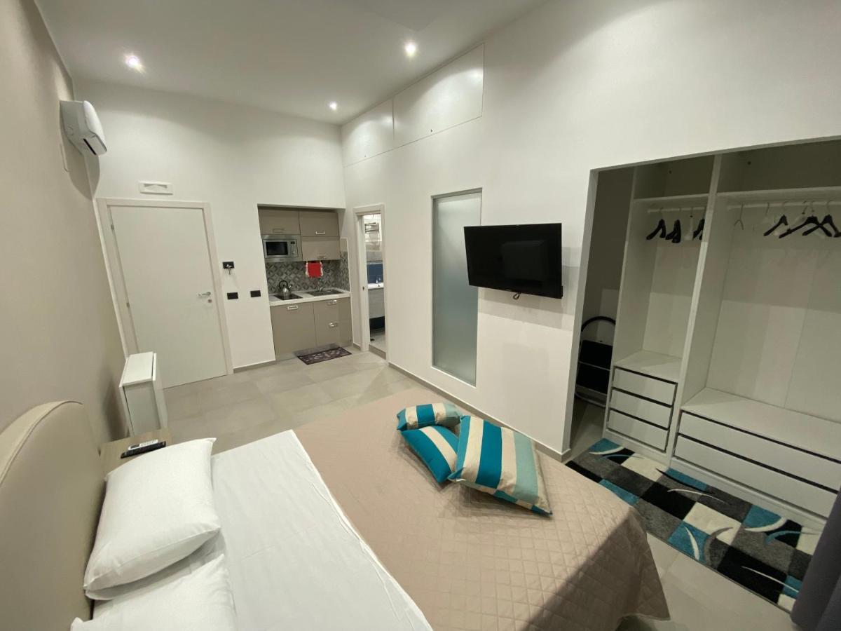 Room25Mq Cercola Exterior foto